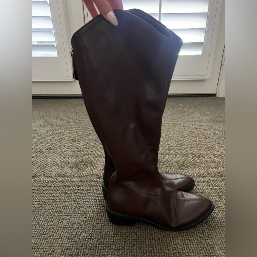 Brown boots size 7.5-8